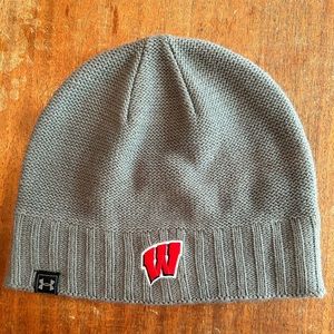 Under Armour Wisconsin Badgers stocking hat cap